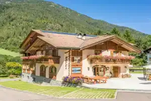 Hotel Genzianella, Commezzadura
