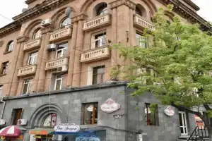 Metro Apartments, Yerevan