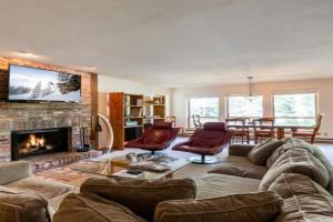 Northwoods Ski In Ski Out Access Apartments, Vail