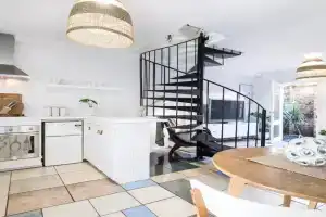 Amazing Apartment, Beautiful Location - FREE WIFI, Melbourne