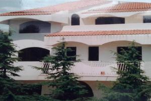 Apartments with a parking space - 13671, Primosten