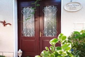Guest House, Izola