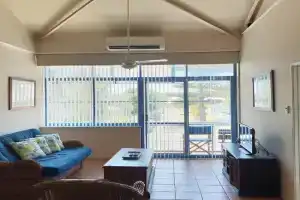Granita's - 2 bedroom converted warehouse apartment, Perth
