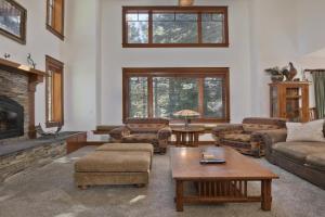 Timbers 5 4-Bedroom Townhouse Townhouse, Mammoth Lakes