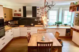 Top Wohnung in Stadtvilla mit Terrasse und Garten, Nurnberg