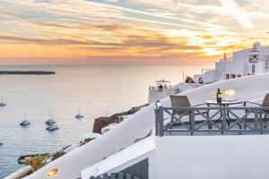 White Side Suites, Oia