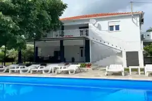 Apartment 877-3, Bibinje
