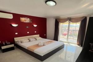 Katerina Studios, Limenaria