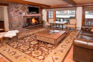 Relaxing 1 Bedroom Condo with Premium Amenities, Vail