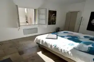 Duplex with cathedral view Apartments, Montpellier