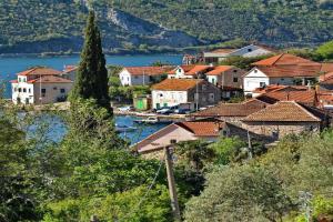 Apartments Dinko Zifra, Lepetane