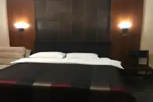 Alexandra Apartments, Kiev