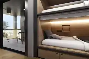 Sleep Box Hostel, Patong