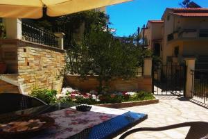 Chrysa Mare Apartments, Kavala