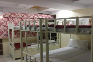 Bandra Dormitory Only for indian male Hostel, Mumbai