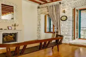 Karampana apartment, Kotor