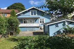 Charming Lakeside House with sauna, Lillehammer
