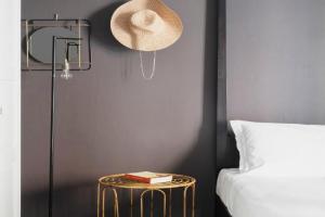 Happy Travelers Apartment by Holiday Solutions, Como