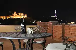 Penthouse Apartment 401, Tbilisi