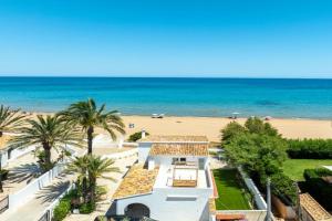 Urbanización El Oasis, 20 Villas en 1ª Línea Playa, Denia