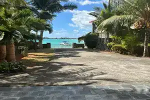 Bay Complex (The) Apartments, Pointe aux Canonniers