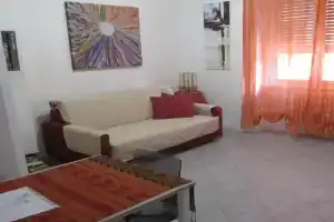 Casa Laura, Sesto San Giovanni