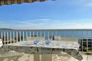 Studio face mer avec parking privé - - FR-1-251-252, Le Lavandou