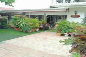 Creole Cottage Homestay, Pointe Larue