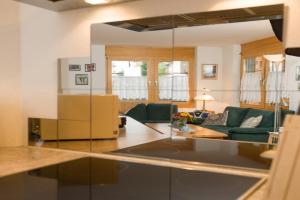Beatrice Apartments, Grachen