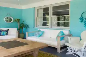 Boho by the Water! 1750sqft - Fishing & sleeps 10! Guest house, Charlotte