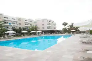 DebbieXenia Hotel Apartments, Protaras