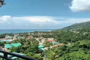 TAMA'S HOLIDAY APARTMENT, Victoria