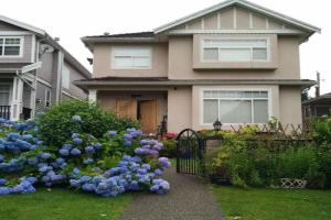 Helen's House / Close to Skytrain and Airport, Vancouver