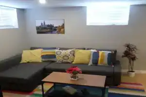 Fantastic and Modern Downtown 1-Bed Basement Apt., parking Wi-Fi and Netflix included Apartments, Ottawa