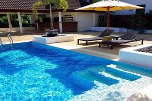 The Sand Beach Apartment, Nai Harn