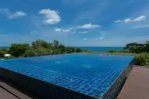 Kata Gardens Penthouse sea view 4C near Noi Beach, Kata