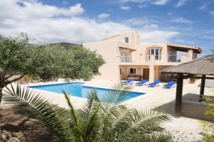Villa Tom is near to Playa Den Bossa, Playa d'en Bossa