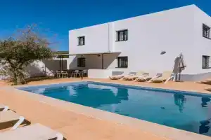 Villa Torres is a great villa only a 10 minute walk from the centre of Playa den Bossa, Playa d'en Bossa
