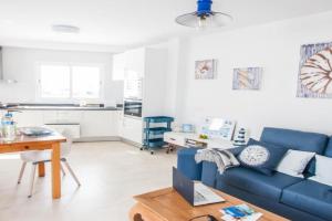Rincon Marinero with large terrace and views Apartments, Arrecife
