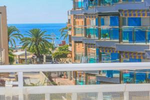 LITORAL COSTA DORADA - MAR AZUL Only families Apartments, Cambrils