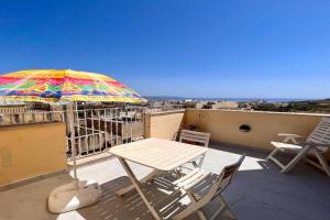 All Nations Holiday Home, Ghajnsielem