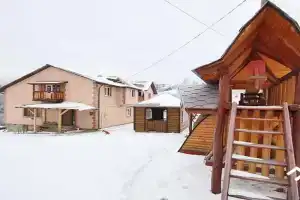 na girskomu shili Apartments, Slavskoye