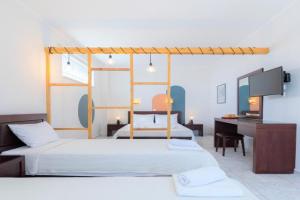 Naias Apartments, Neos Marmaras