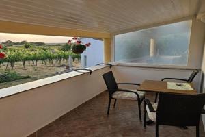 Apartment in with Terrace, Air conditioning, Wi-Fi (3722-2), Nin