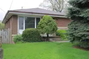 McMaster Accommodations Guest house, Hamilton