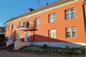 Remuganes suite -n Linna, Porvoo