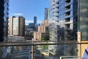 EPIC Private Apartment, Melbourne