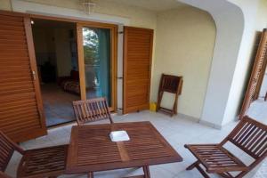 2-bedroom Apartment with terrace in 3542-2, Povile