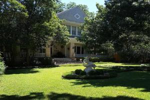 Strickland Arms Bed and Breakfast Mini-hotel, Austin