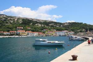 Apartments Silvija Cubranic, Baska
